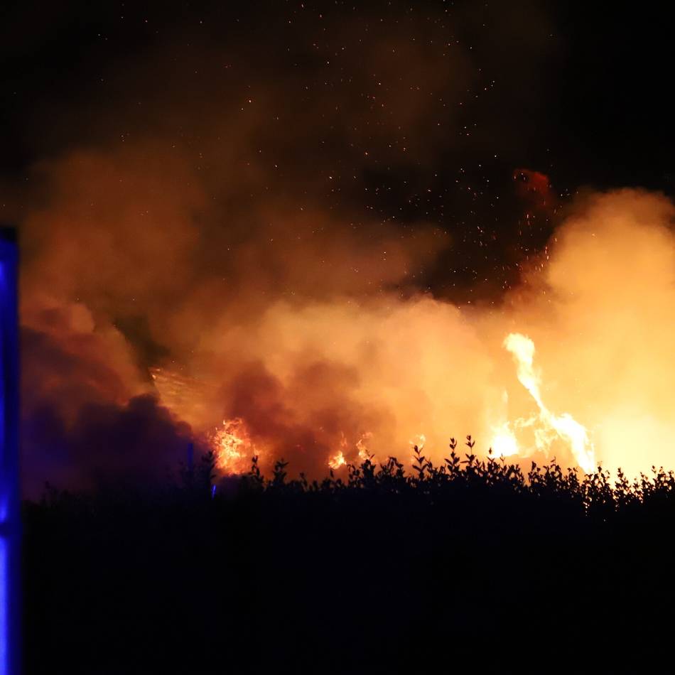 Brand in Mönchengladbach: 23.44 Uhr – ein Feuer bricht im Kleingartenverein aus