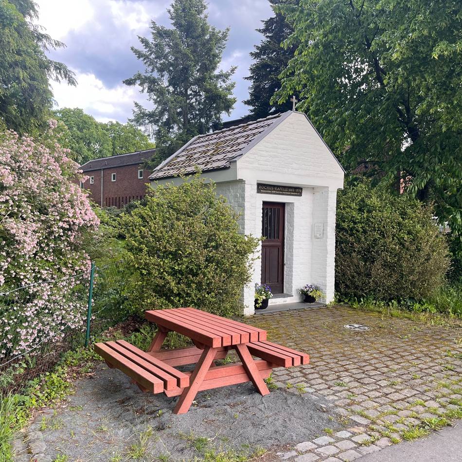 Historisches Gebäude in Düsseldorf: Pestkapelle verschwand über Nacht – jetzt feiert der Neubau Jubiläum
