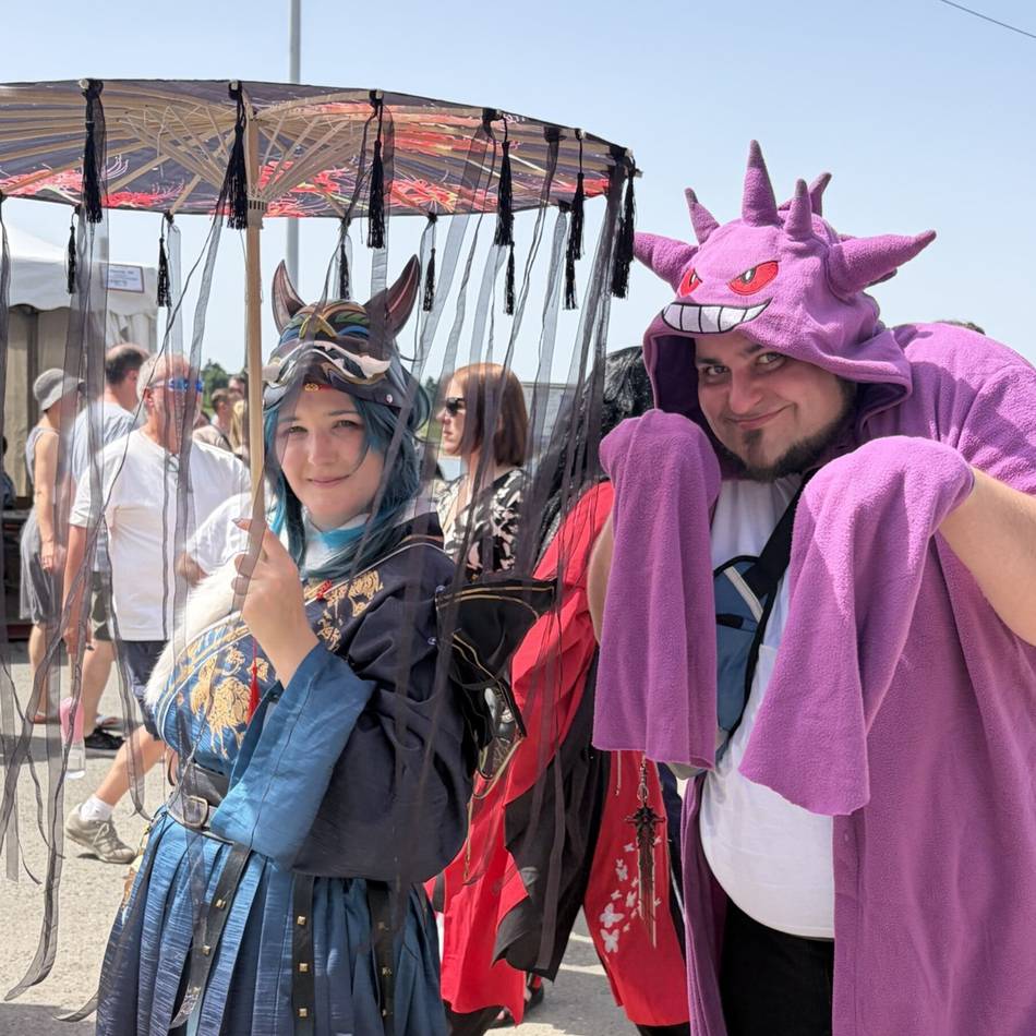 Cosplayer beim Japan-Tag 2026: Im Pokémon-Bademantel durch die Hitze