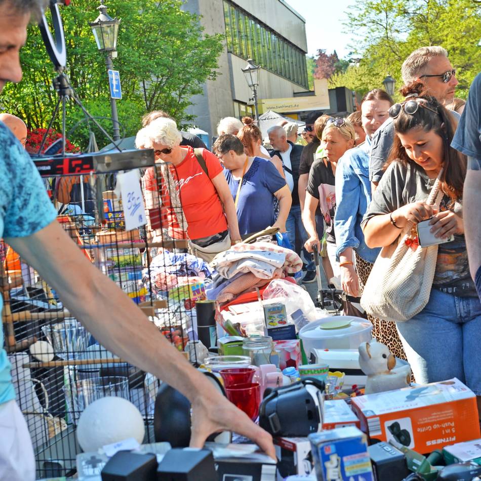 Wallfahrtseröffnung, Trödel auch an der Stadtkirche und Kinderfest diesmal auf dem Schlossparkplatz: Maifeiertag in Neviges: „Da wird das Dorf richtig voll“