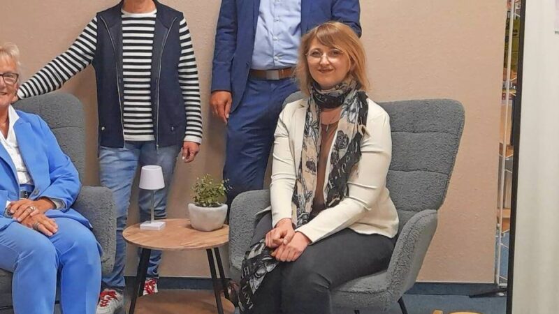 Die Stillecke wurde nun in der Bücherei eingeweiht: In der Medienwelt gibt es einen Rückzugsort für Familien