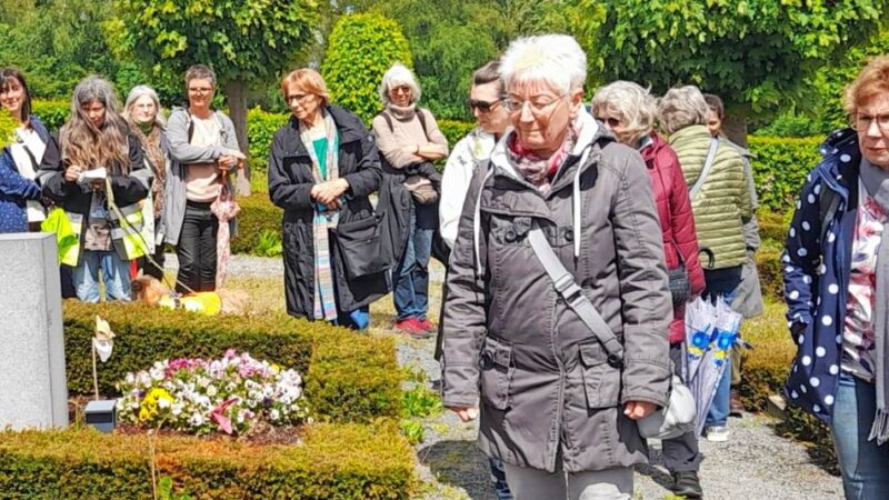 Literarischer Friedhofsrundgang: Grabfunde spiegeln die starke Rolle der Frau