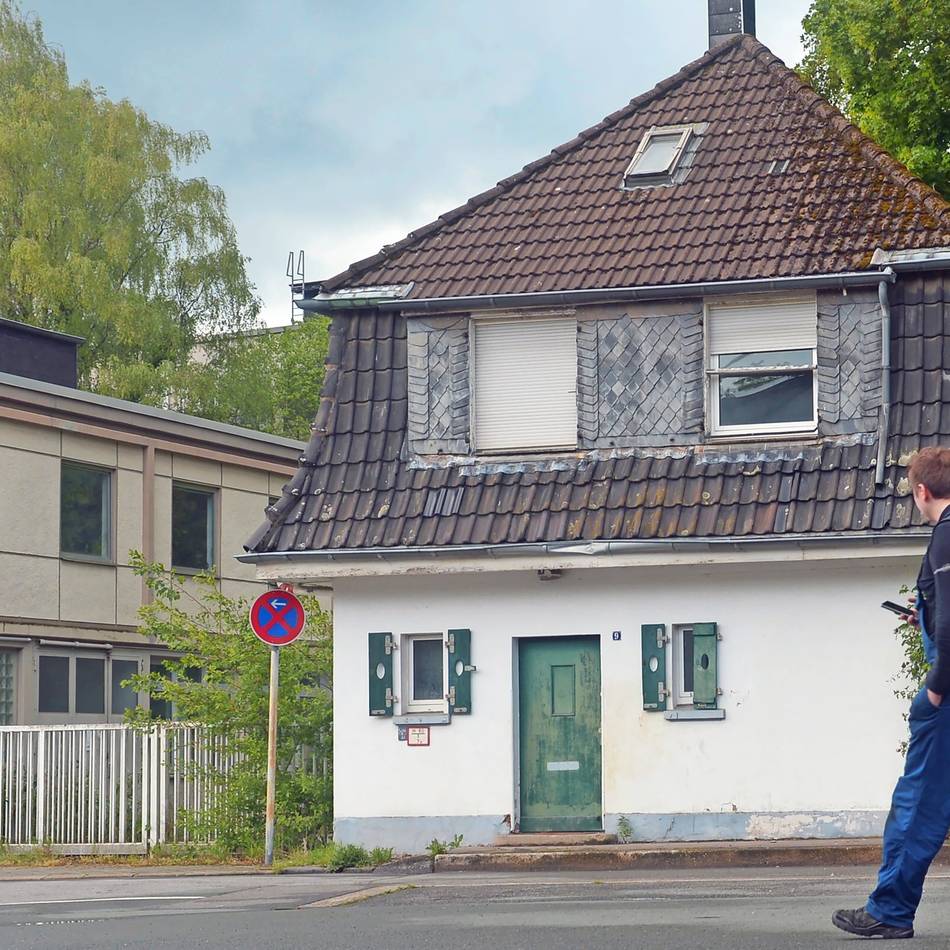Im Bezirksausschuss stellte die Verwaltung weitere Schritte zur Nevigeser Stadtentwicklung vor: Offenlegung des Baches kommt gut an – altes Pförtnerhaus wird deshalb abgerissen