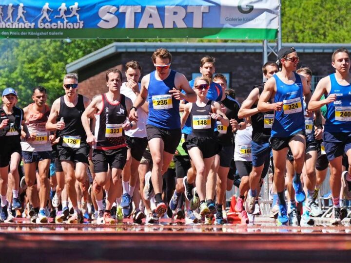 Kalte Dusche zum Abschluss: Neuer Rekord – 1730 Starter beim Bachlauf in Mettmann