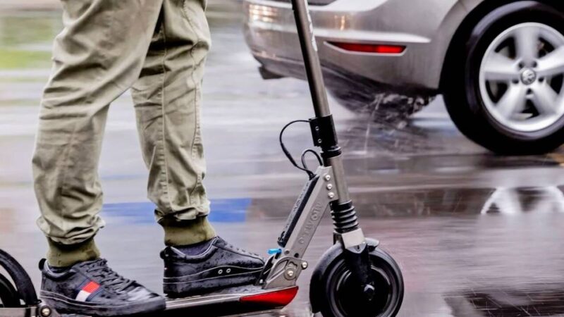 Gefährliches Tuning : Wenn der E-Roller plötzlich 73 Stundenkilometer fährt