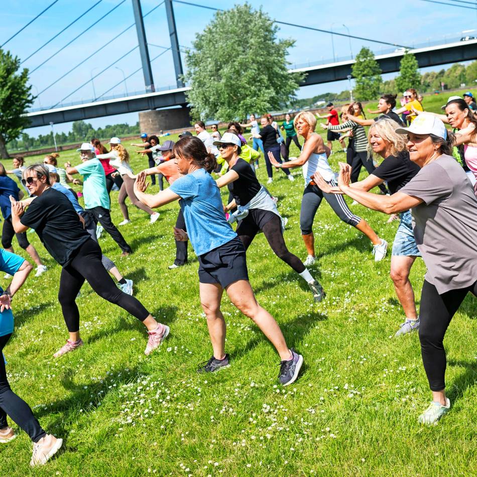 „Sport im Park“ in Düsseldorf: Fitness unter freiem Himmel – „diese Energie ist unbeschreiblich“