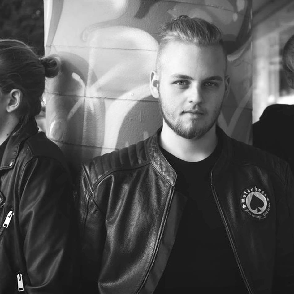 „V!VE – Velbert Live“ soll frischen Wind auf die Bühne der Vorburg bringen : Kulturloewen locken mit einer neuen Reihe junges Publikum zum Schloss