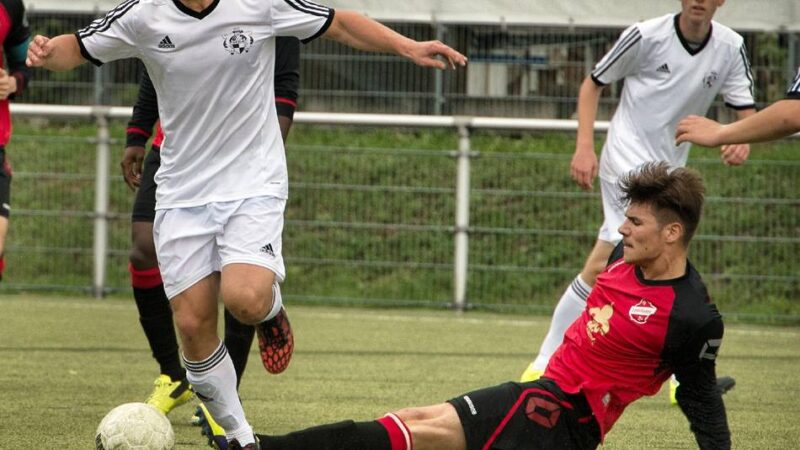 Familie statt Fußball: VfB 03 Hilden: Kapitän Fabian zur Linden geht von Bord