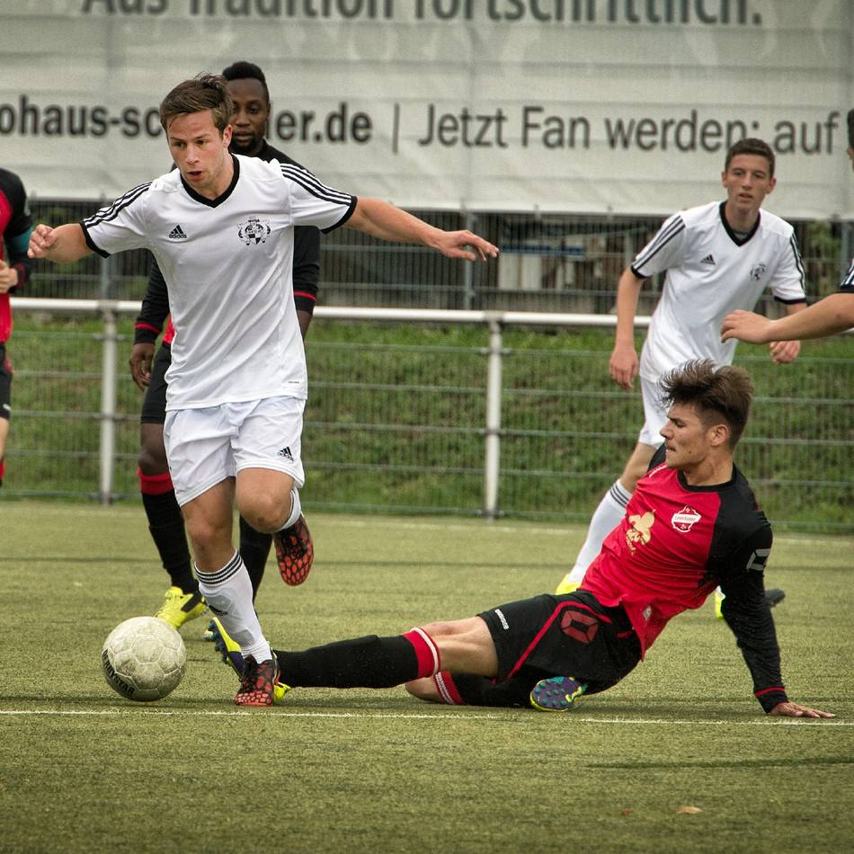 Familie statt Fußball: VfB 03 Hilden: Kapitän Fabian zur Linden geht von Bord