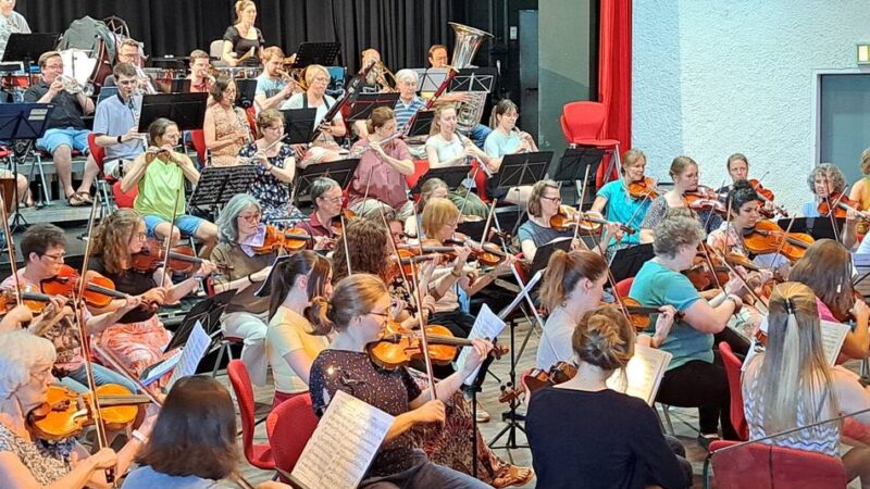 Kinderkonzert in Radevormwald: 53 Musiker aus ganz Deutschland spielen für Kinder