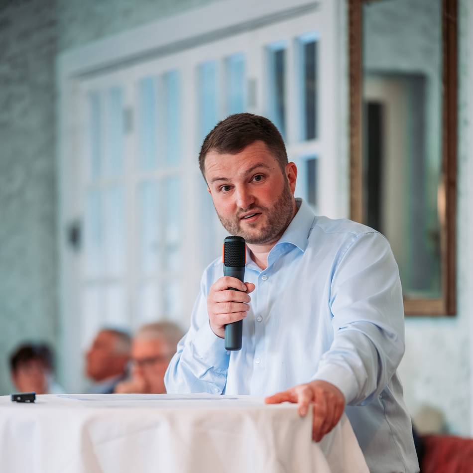 CDU kürt Alpener zum Landtagskandidaten: Frederik Paul tritt gegen SPD-Platzhirsch Schneider an