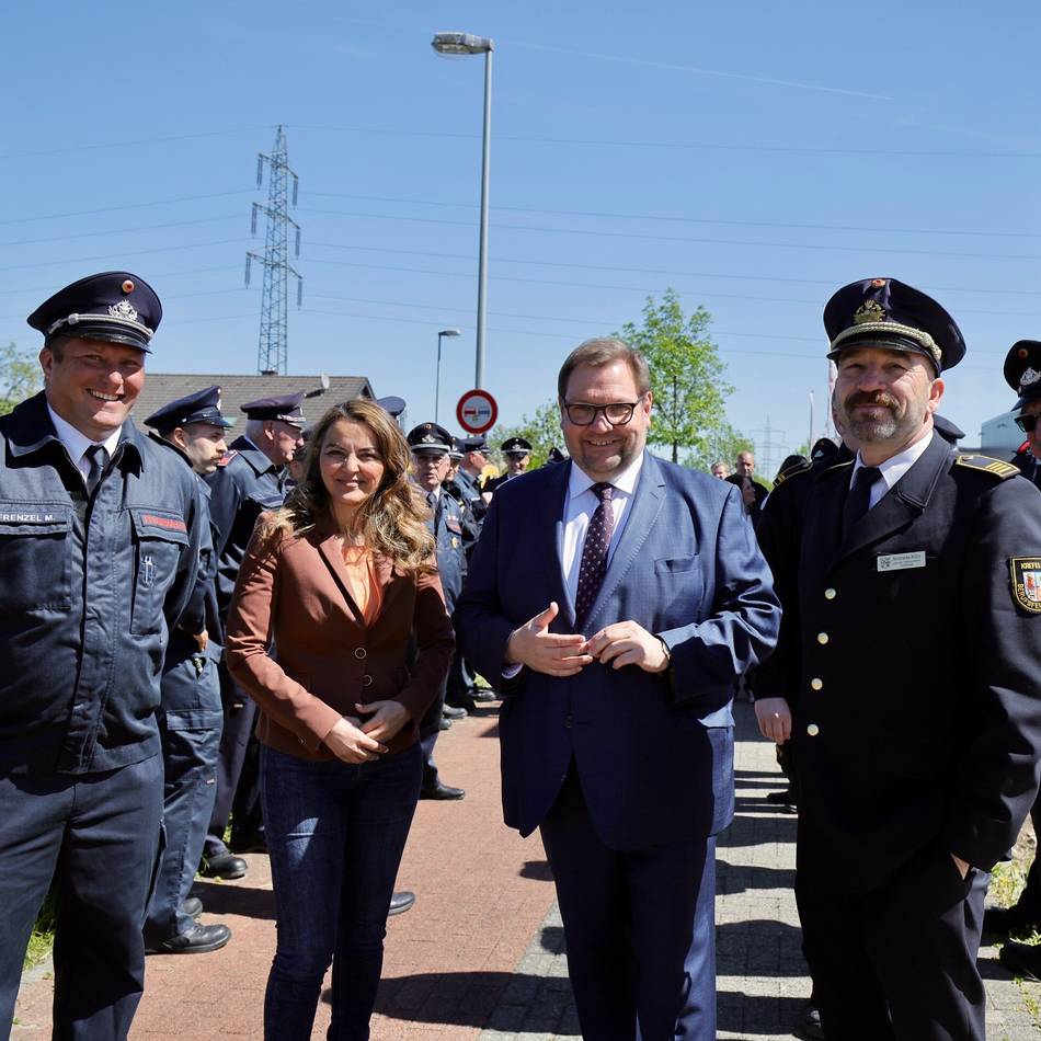 Zivilschutz-Infrastruktur in Krefeld: Bau der neuen Feuerwache in Gellep-Stratum hat begonnen