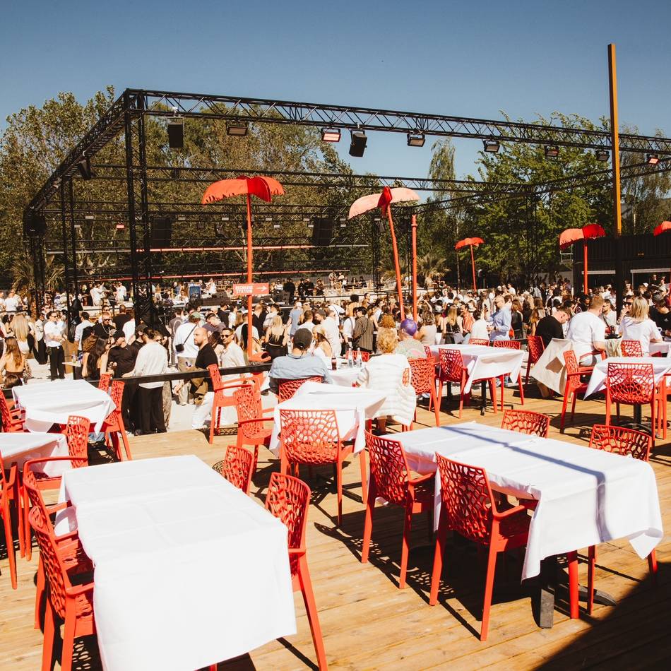 Neusser Open-Air-Club: Kiesgrube feierte Opening – doch es gab auch Kritik