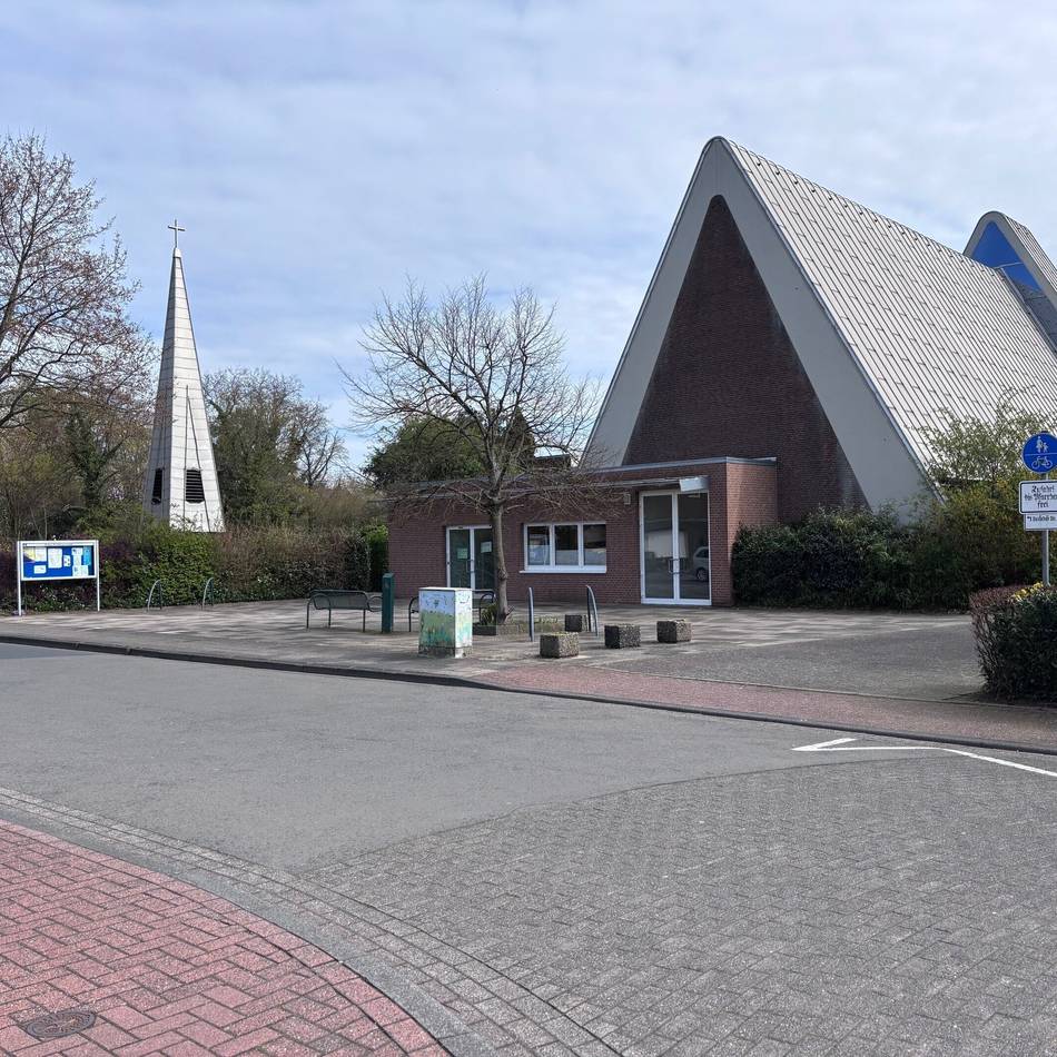 Zusätzliche Parkplätze geplant: Stadtrat beschließt – Lukaskirche wird trotz Gegenwind zur Kita