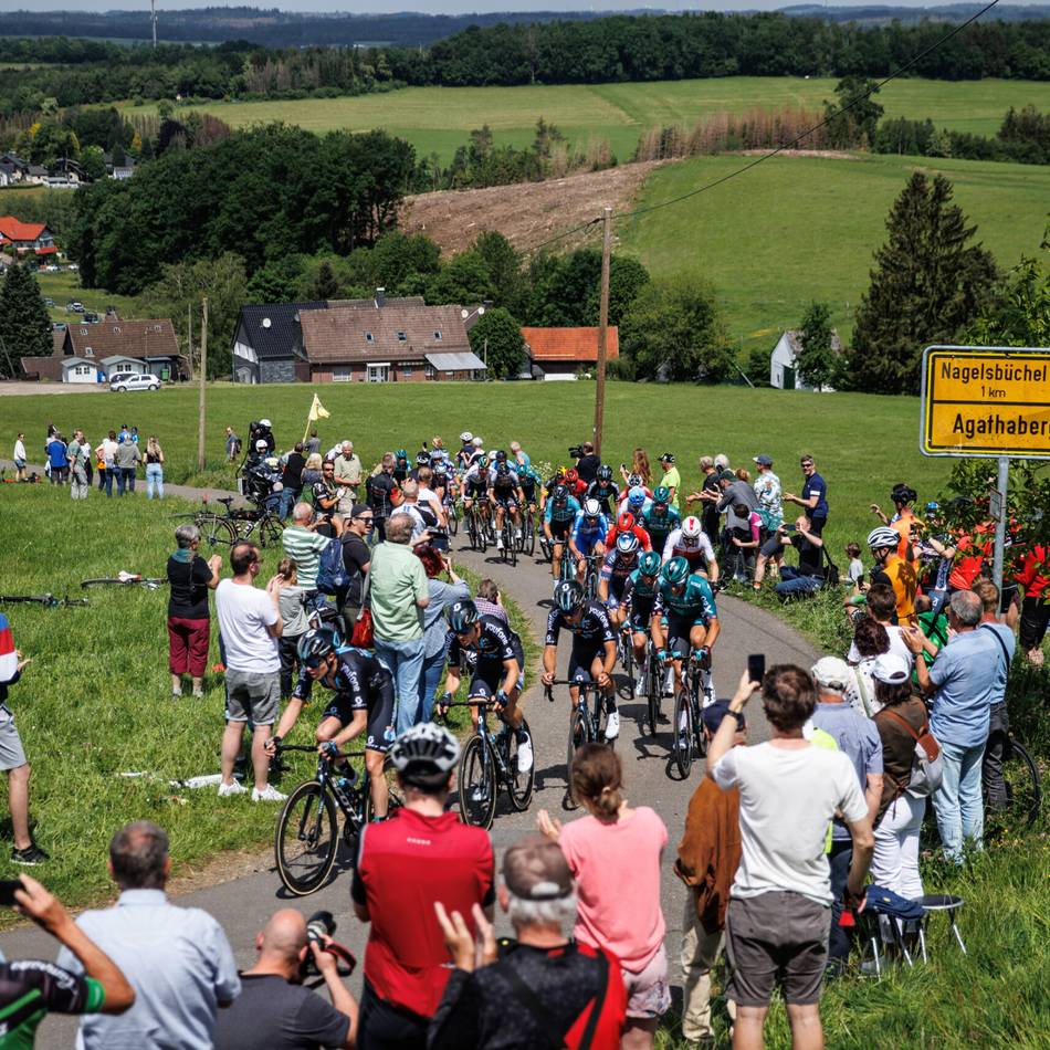 Zweimal geht’s durch die Hansestadt: Radklassiker „Rund um Köln“ führt durch Wipperfürth