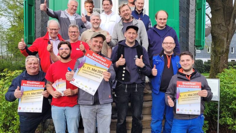 Ehrenamtler aus Radevormwald: Handwerker zapfen wieder beim Stadtfest