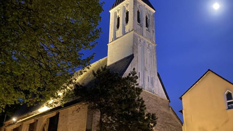 Erlös aus Anne Mosters-Konzert: Satelliten steuern jetzt das Licht der Kapelle
