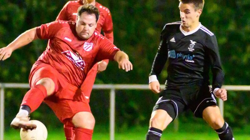 Gute Stimmung beim BSV vor Kreispokalfinale: Frank Griesdorn bleibt in Büderich Trainer