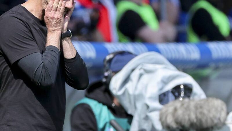 Mitte März entlassen: Zweitliga-Abstieg vor dem letzten Spieltag – Fortuna-Trainer Ende trauert mit Ex-Klub