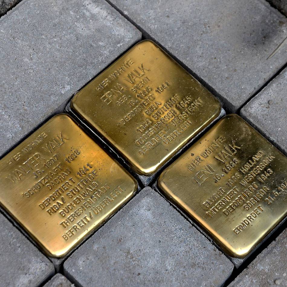 Putzaktion in Goch: Gocher Stolpersteine sollen wieder glänzen