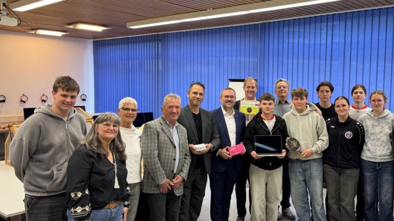 Bildung in Dormagen: Covestro fördert KI-Projekt an der Gesamtschule