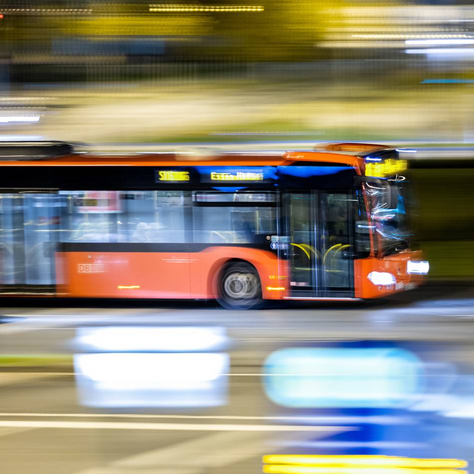 ÖPNV im Kreis Mettmann: Rheinbahn fährt an Pfingsten länger