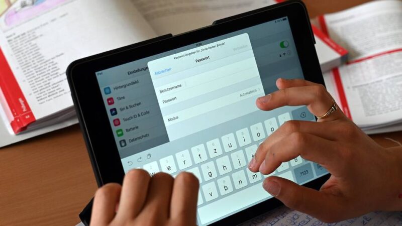 Schule in Korschenbroich: Für iPads zahlen Schüler bald Gebühren