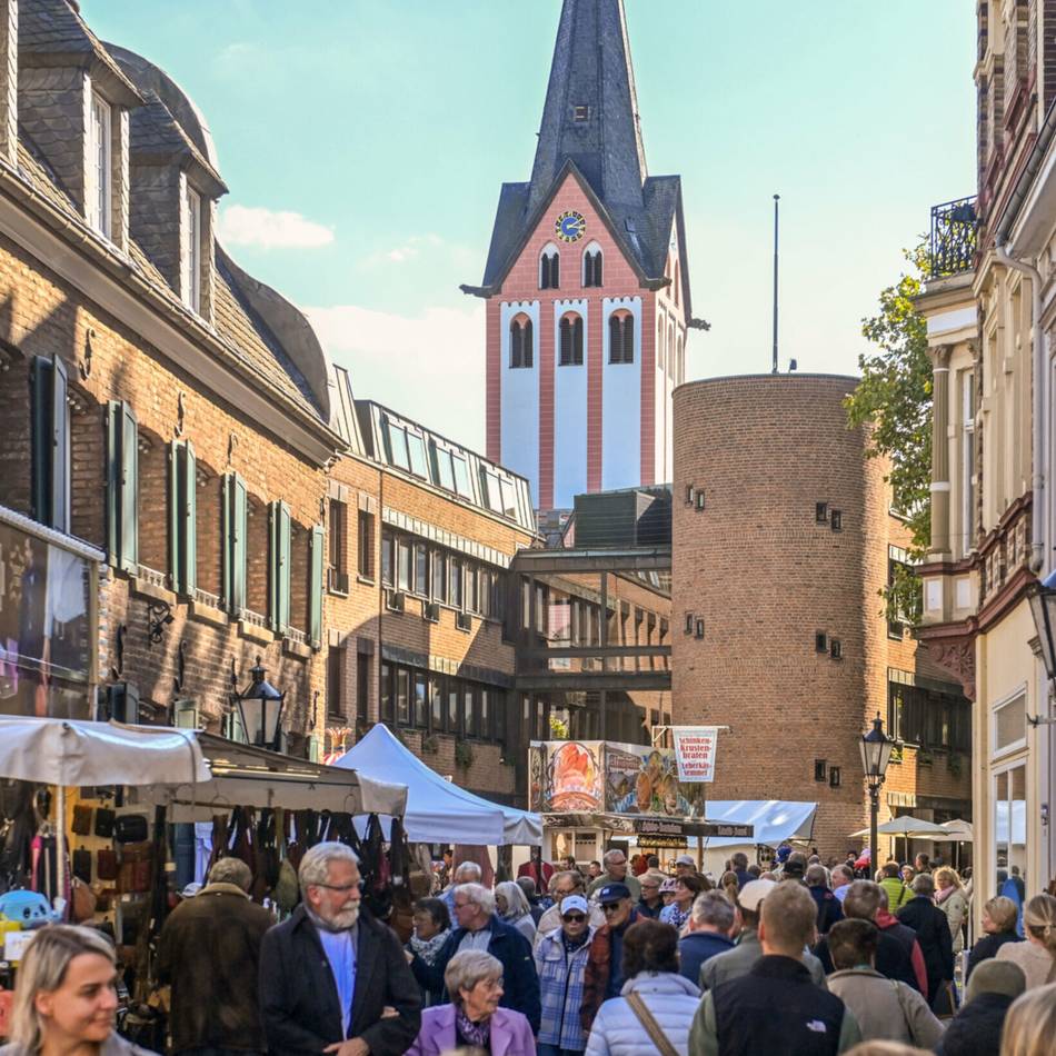 Unterwegs am Niederrhein: Mehr als eine Milliarde Umsatz durch Tagesreisen