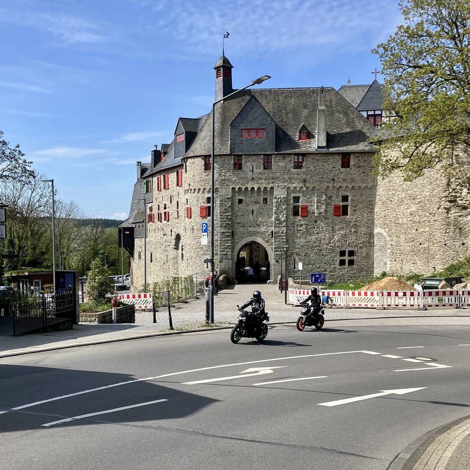 Solingen, Wuppertal, Remscheid: IT-Blackout führt zu Ampel- und Kassenausfällen