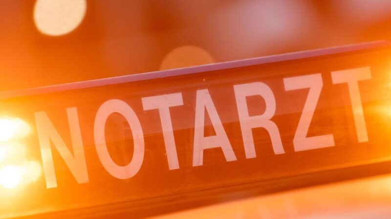 Unfall in Korschenbroich: Motorradfahrer nach Kollision mit Auto schwer verletzt