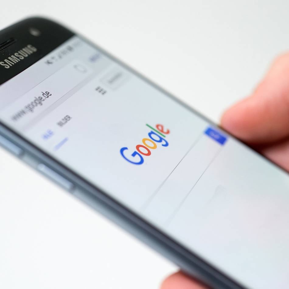 Kostenfreies Angebot: Digitalpaten stellen sich im Glaspavillon vor