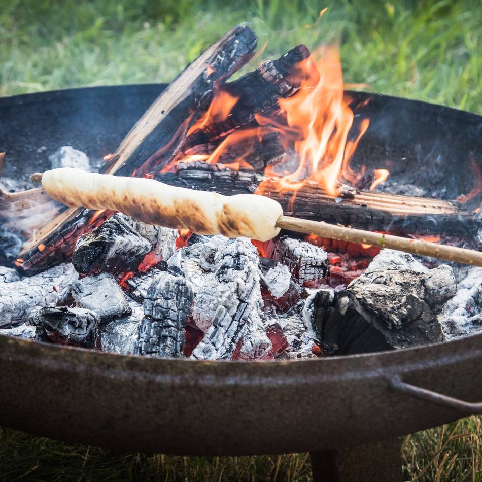 Stockbrot und Nachtwanderung: Zeltlager in der „Rübe“ – mit Lagerfeuerromantik zu einem besseren Vater werden