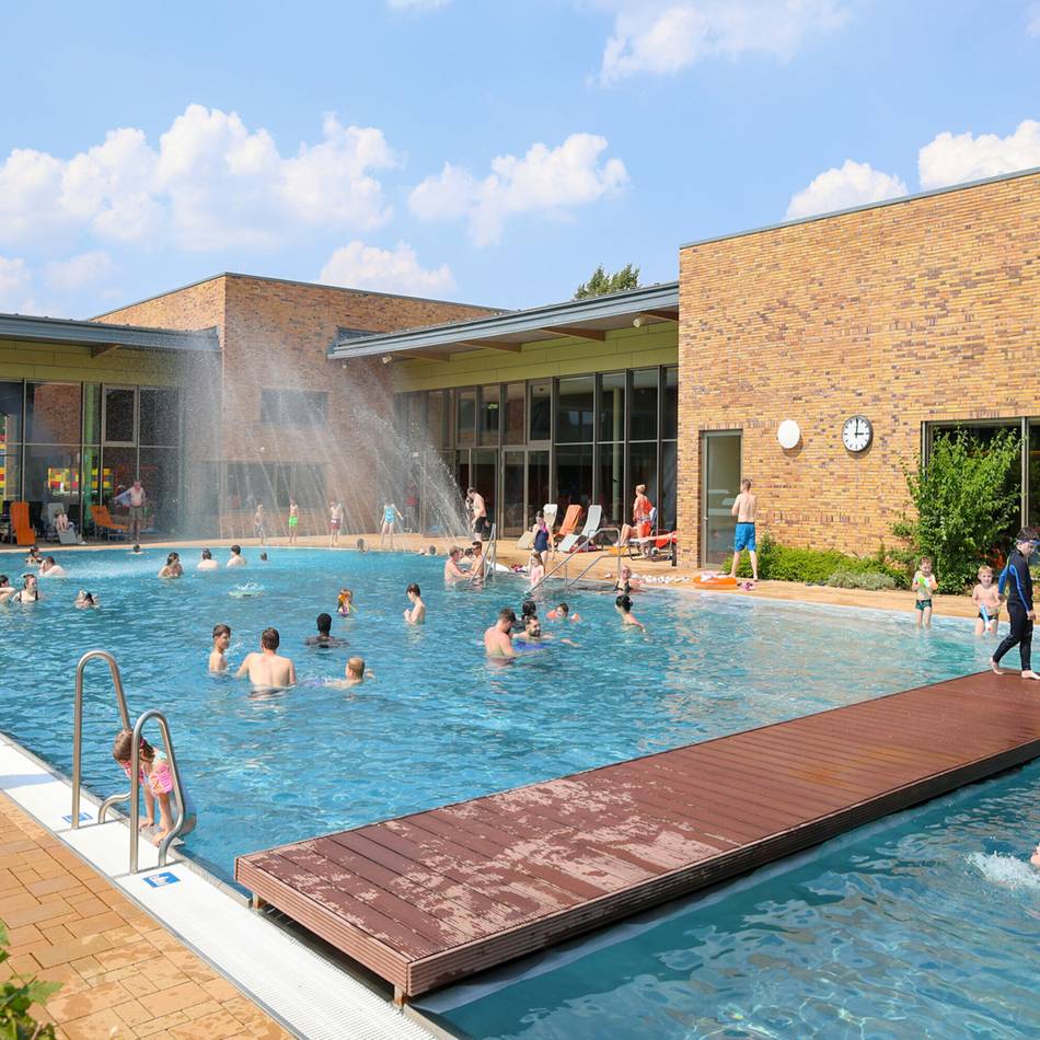 DLRG Erkelenz beteiligt sich an bundesweiter Aktion: Schwimmabzeichen als Check-up für die Badesaison
