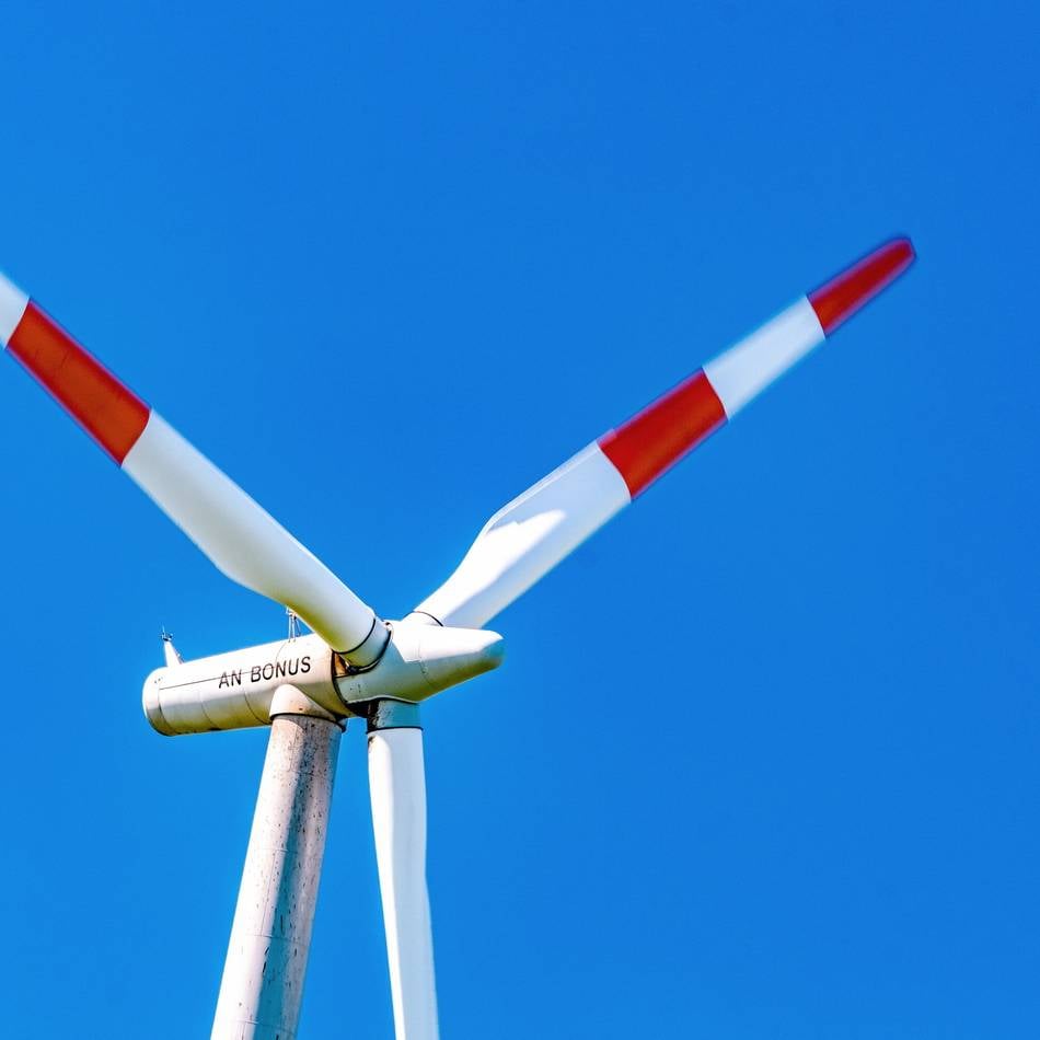 Energiewende in Neuss: Rat gibt grünes Licht für 240-Meter-Windräder bei Holzheim