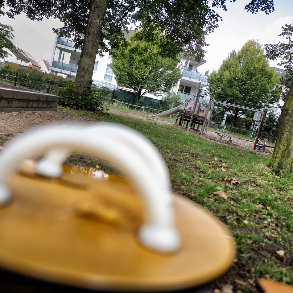 Politik in Langenfeld: E-Scooter, Betteln, Lachgas – die Stadt zieht Grenzen