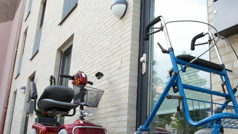 Unfall in Kevelaer: 79-Jähriger mit Elektromobil und 5-Jähriger mit Tretroller stoßen zusammen