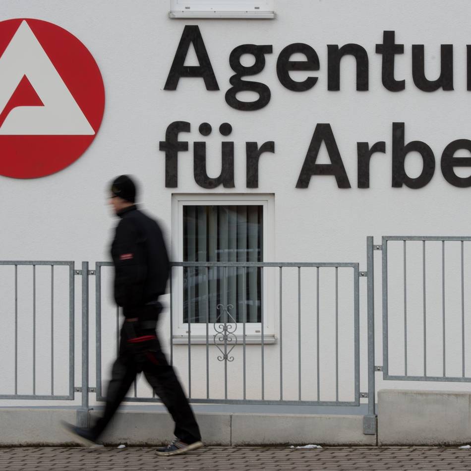 Zahlen für den Rhein-Kreis Neuss: Arbeitslosenquote bleibt im April konstant