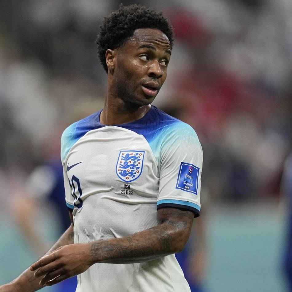 Wohl unter Drogeneinfluss: Crash mit Sportwagen – Englands Ex-Nationalspieler Sterling festgenommen