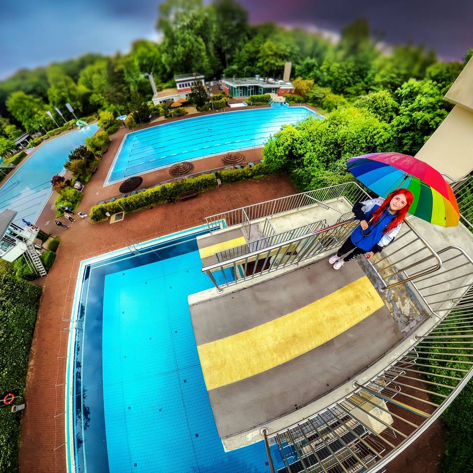 Freibadsaison gestartet: Minijobber sollen Sicherheit im Hildener Waldbad gewährleisten