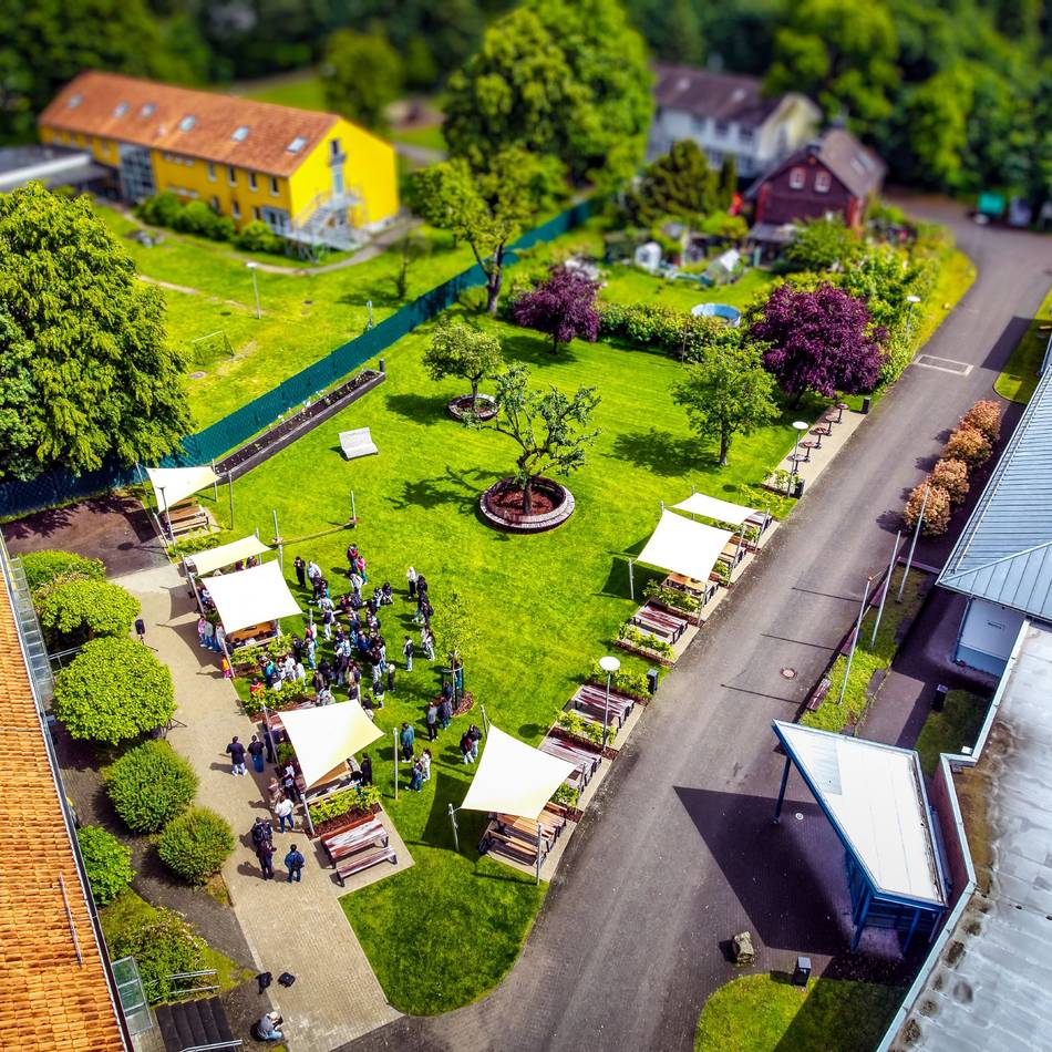 Evangelisches Schulzentrum in Hilden: Schüler gestalten ihre Traumwiese selbst mit