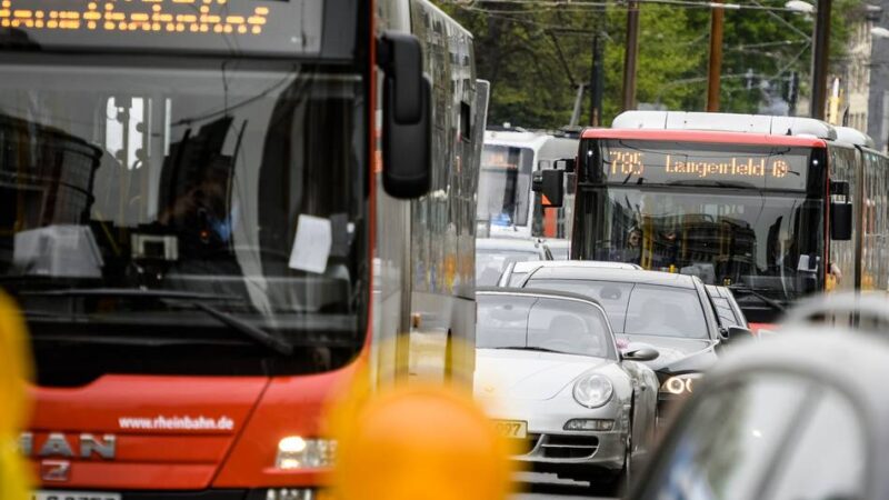 Busse in Hilden und Haan: Rheinbahn verlängert Nachtangebot an Pfingsten