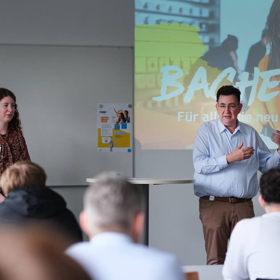 Studium in Mettmann: Fachhochschule wirbt mit guten Jobaussichten