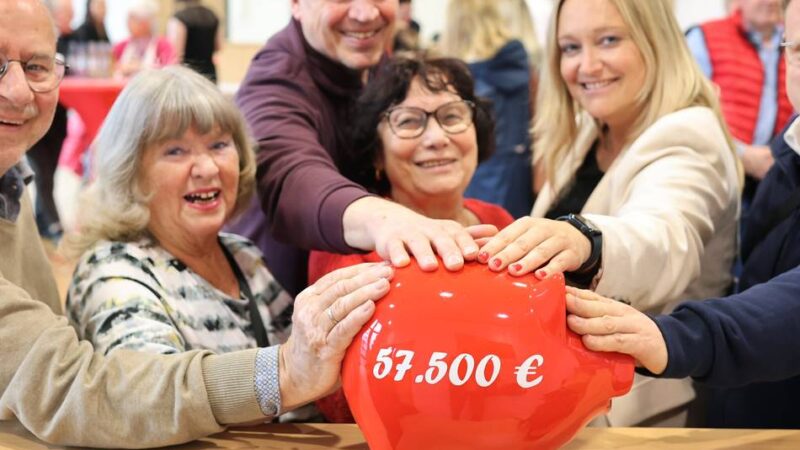 Einnahmen aus PS-Zweckertrag: Über 57.000 Euro für 20 Hildener Vereine – Sparkasse überreicht Spenden