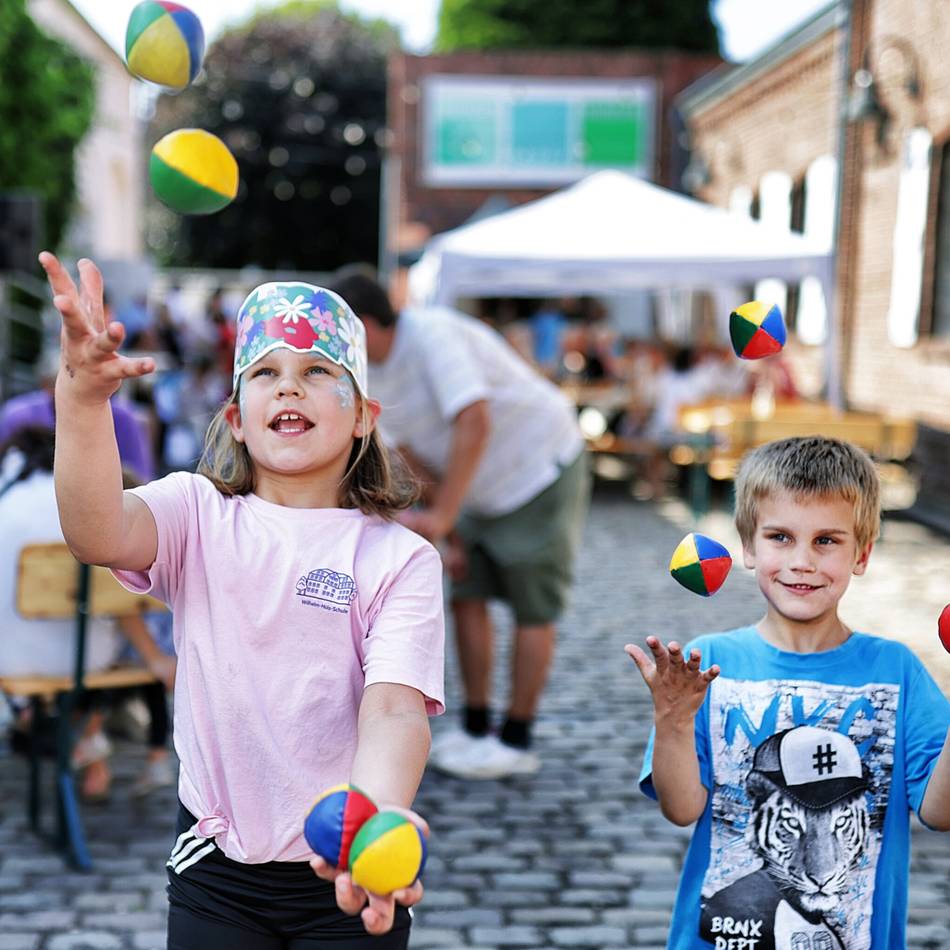 Juni-Kulturtermine in Hilden: „Brettspiel-Helden“, Mario-Kart-Turnier und ein Sommerfest