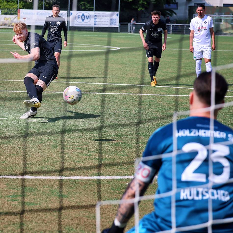 Oberliga-Endspurt: 5:0-Gala hält den VfB 03 Hilden im Aufstiegsrennen
