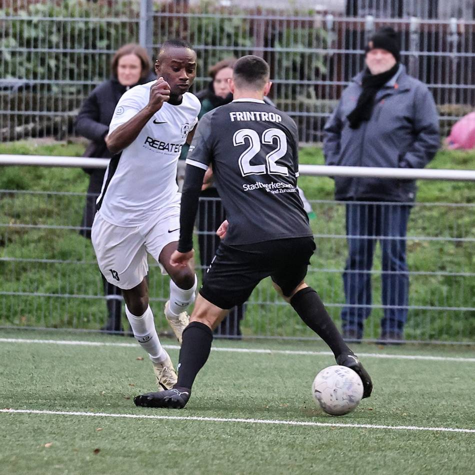 Als Spitzenreiter in die Pfingstpause: VfB 03 Hilden trumpft im Kampf um die Regionalliga auf