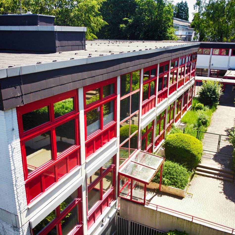 Schulen in Mettmann: PCs, Neubau Gesamtschule – und ein Laubengang