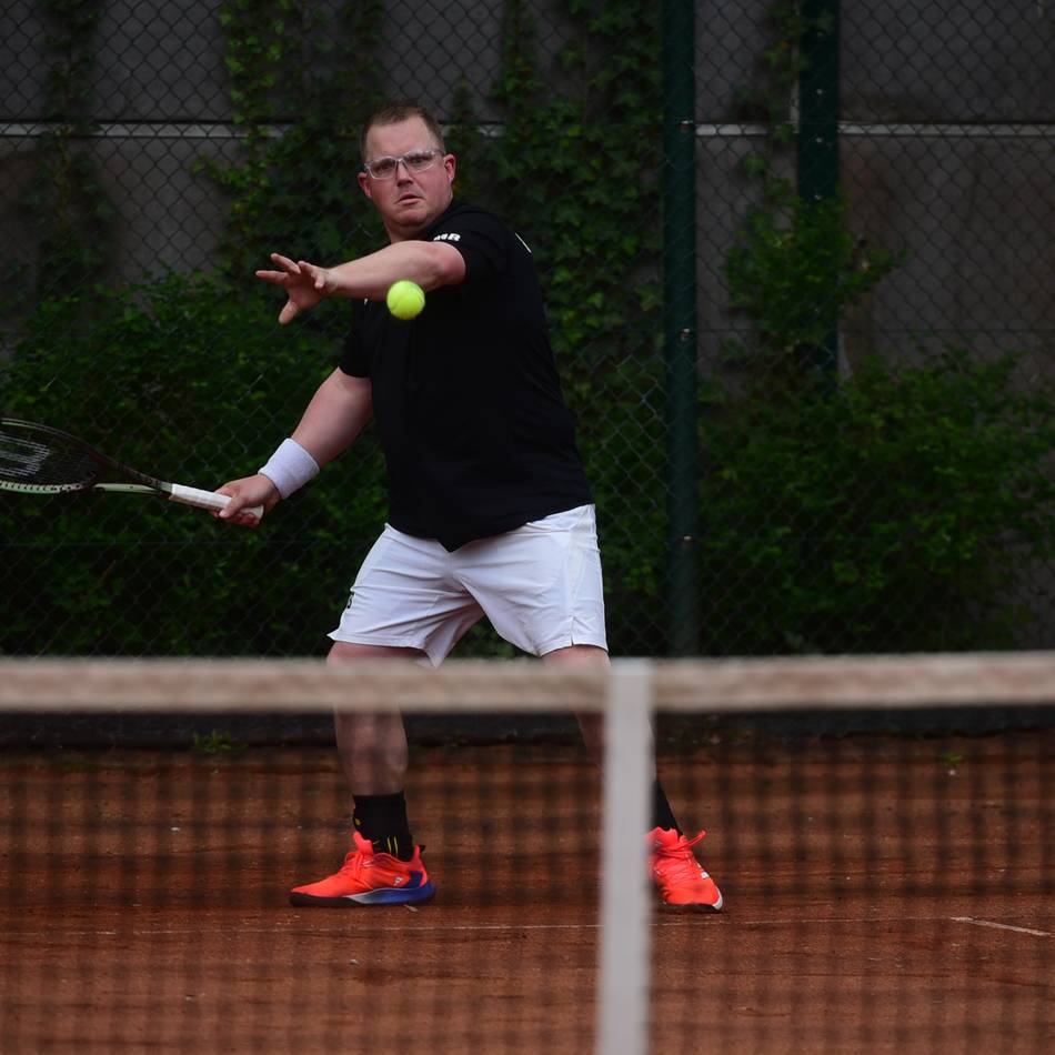 Spiel, Satz und Sieg: So schlagen sich die Tennis-Teams im Kreis Kleve