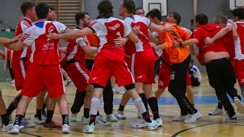 Der Oberliga-Spieltag: Drei Kantersiege mit Rumpfkader