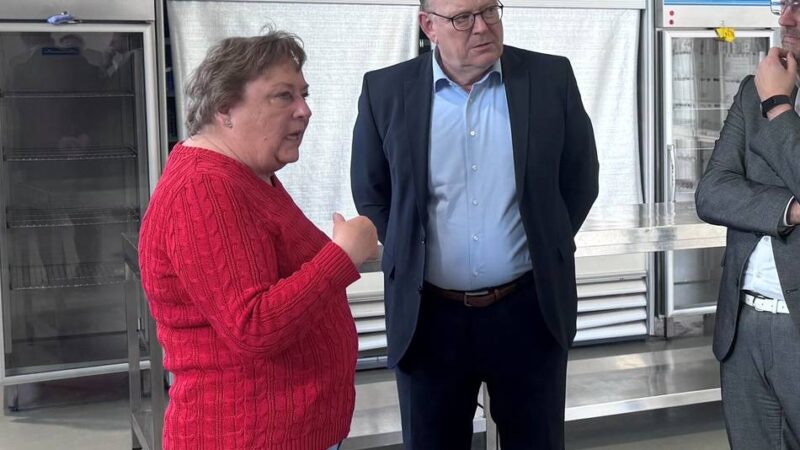 Acht Tonnen Lebensmittel wöchentlich: „Pro Woche versorgen wir 1500 Menschen“ – so hilft die Tafel Dormagen